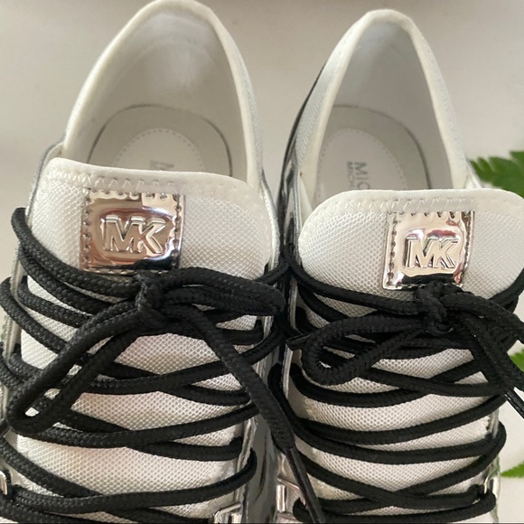 MICHAEL KORS LIV TRAINER EXTREME WEDGE SNEAKER - Picture 11 of 12